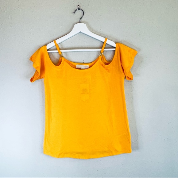 Michael Kors Cold Shoulder Chain Accent Short Sleeve Yellow Top Size XS NWT - Picture 1 of 8